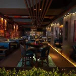 Hotel Yogi Midtown