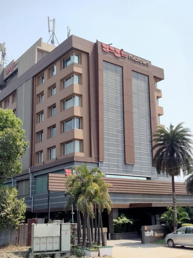 Yogi Midtown Hotel Navi Mumbai