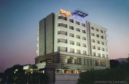 Yogi Midtown Hotel Navi Mumbai