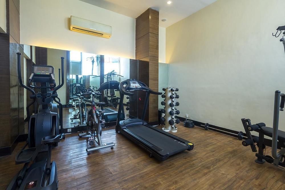 Hotel Yogi Midtown 4*